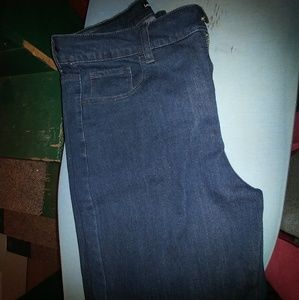 Ladies classic fit jeans